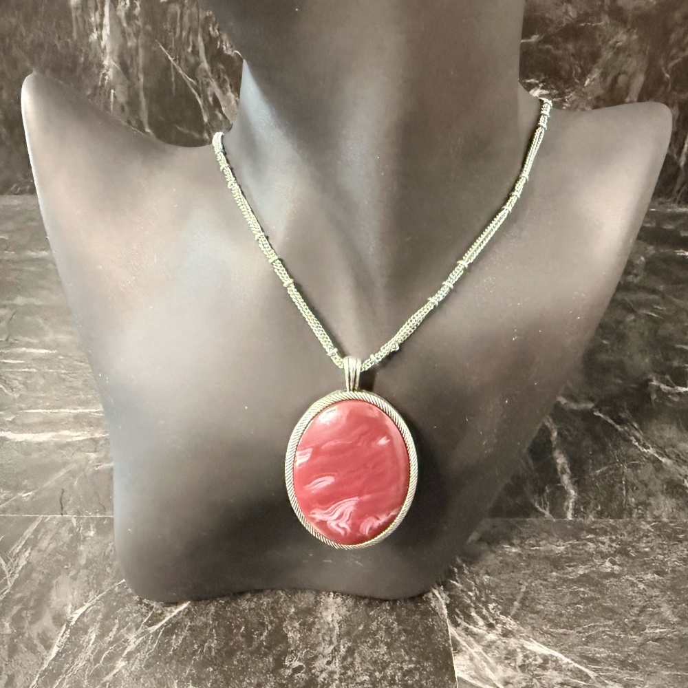 Reversible Long Necklace - Picture 6 of 16